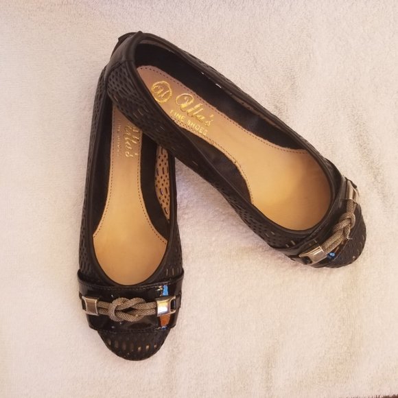 All leather women's flats . European made. - Picture 1 of 12